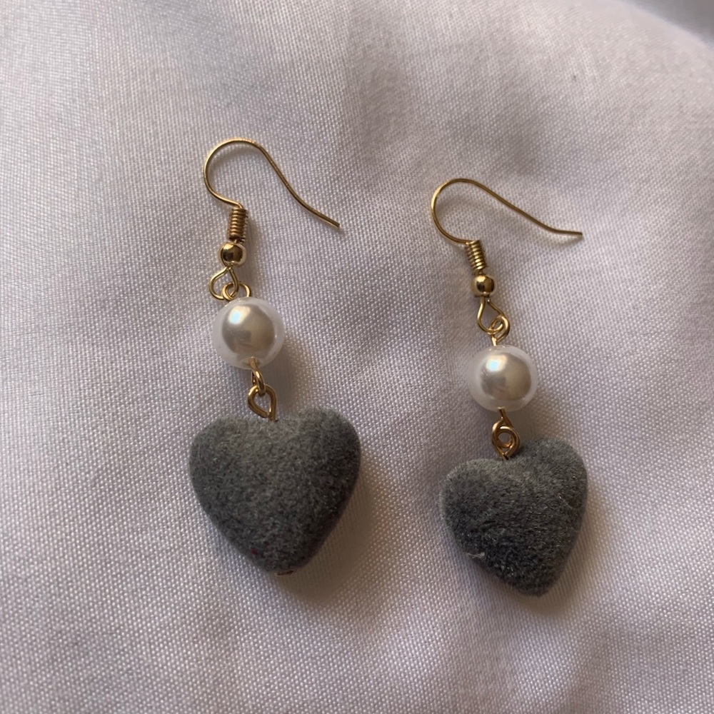 Velvet Gray Hearts